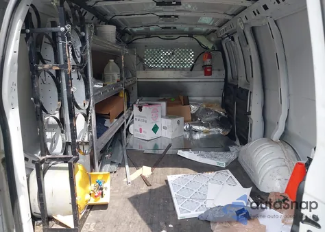 2019 Chevrolet Express 2500 Work Van из США, поврежденный, VIN 1GCWGAFG8K1200816